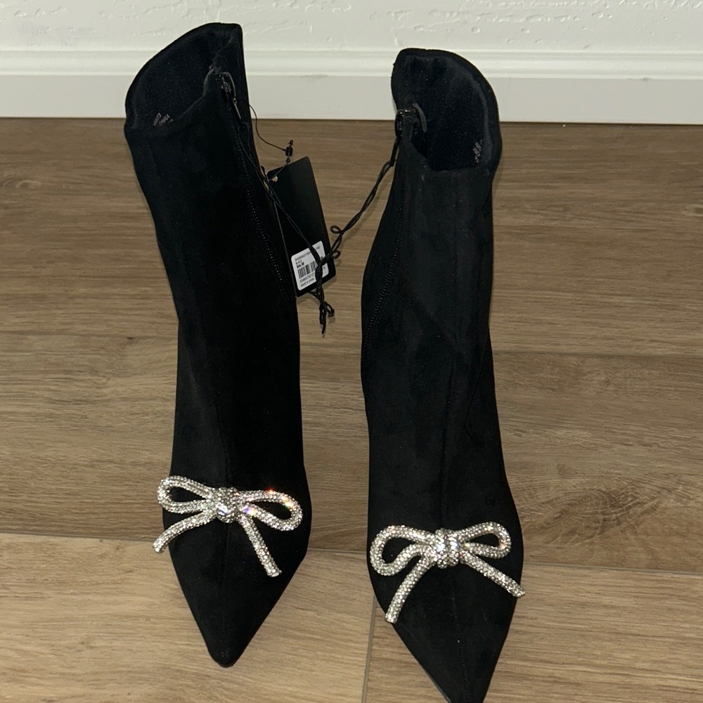 Forever 21 Black Heeled Boots with Rhinestone Bow